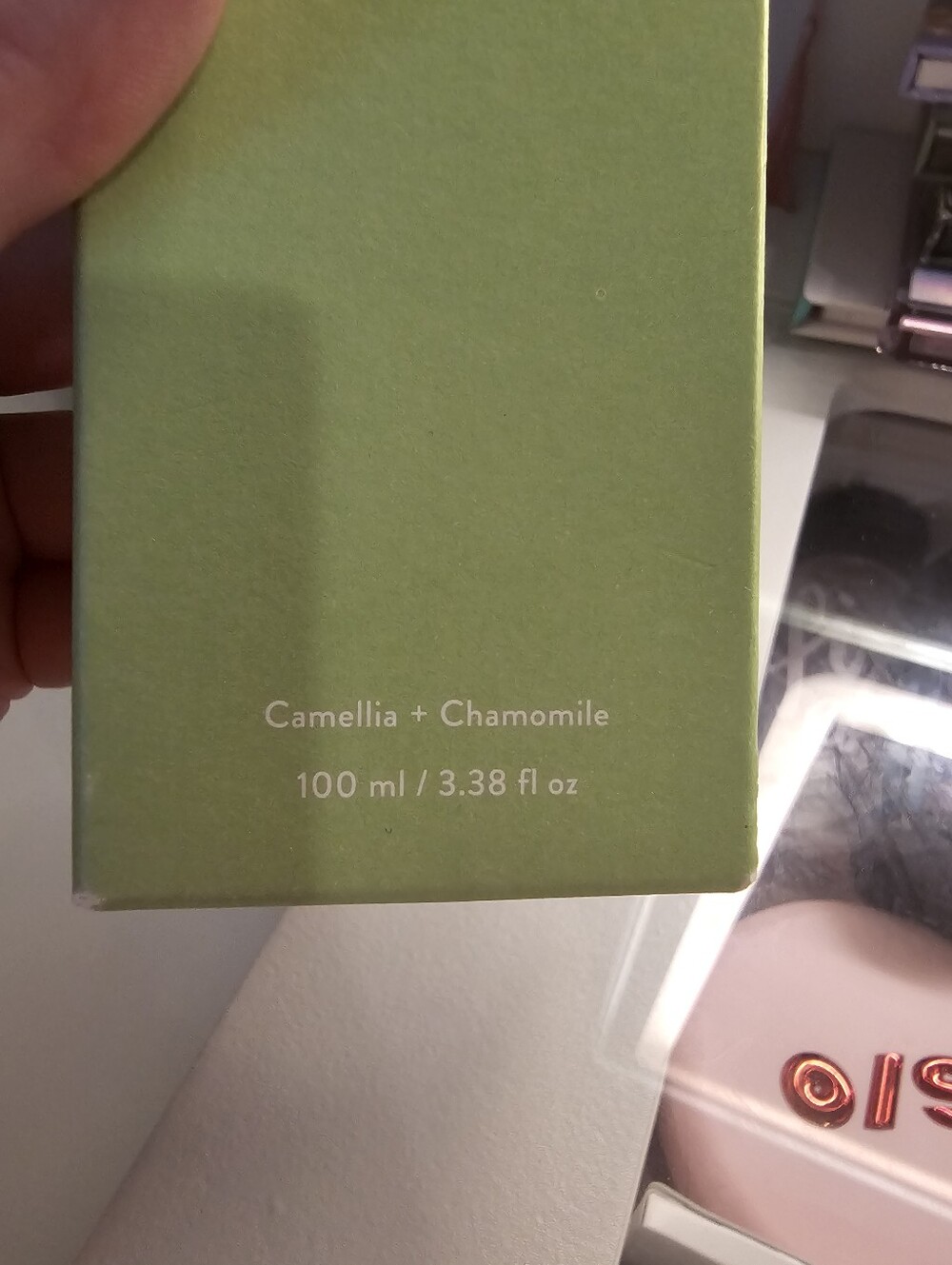 Peach & Lily Power Calm Hydrating Gel Cleanser 100mL NEW - Picture 2 of 2